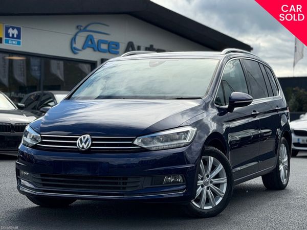Volkswagen Touran MPV, Diesel, 2019, Blue