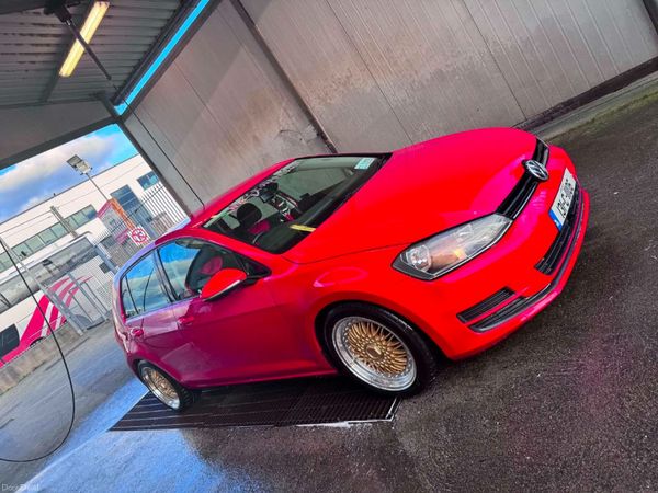 Volkswagen Golf Hatchback, Petrol, 2013, Red