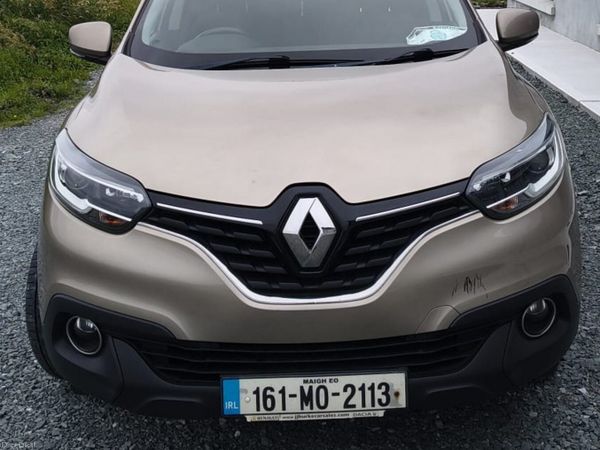 Renault Kadjar SUV, Diesel, 2016, Gold