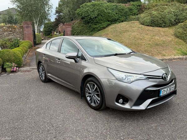 Toyota Avensis Saloon, Diesel, 2017, Brown
