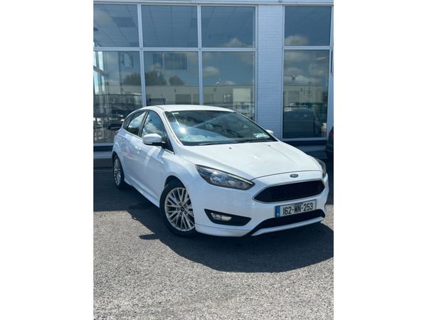 Ford Focus Hatchback, Diesel, 2016, White