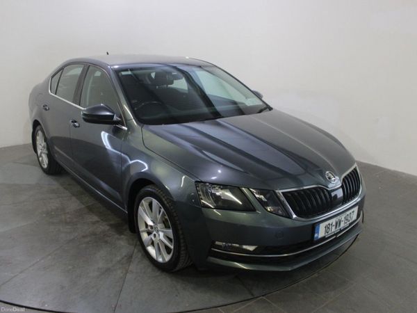 Skoda Octavia Saloon, Diesel, 2018, Grey