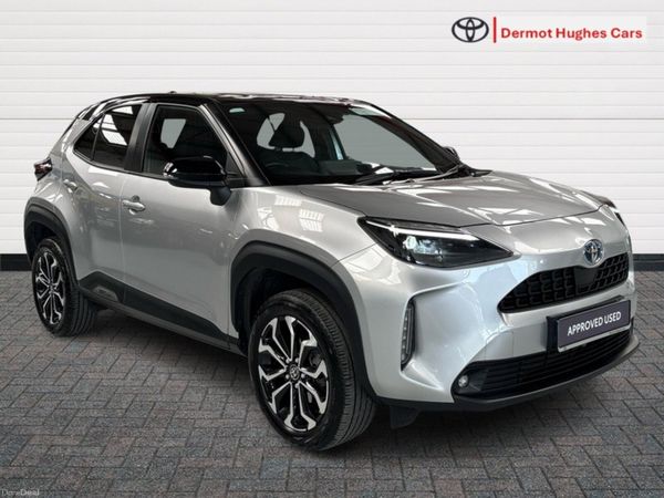 Toyota Yaris Cross Hatchback, Petrol Hybrid, 2024, Silver
