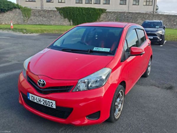 Toyota Vitz Hatchback, Petrol, 2013, Red