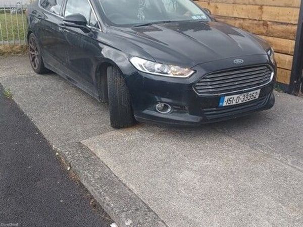 Ford Mondeo Hatchback, Diesel, 2015, Black