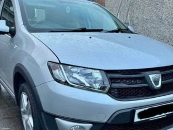 Dacia Sandero Stepway SUV, Petrol, 2015, Silver