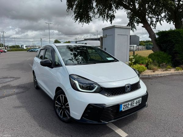 Honda Jazz Hatchback, Petrol Hybrid, 2025, White