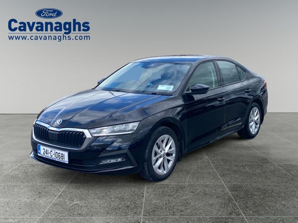 Skoda Octavia Saloon, Petrol, 2024, Black