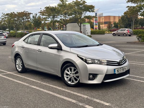 Toyota Corolla Saloon, Diesel, 2016, Silver