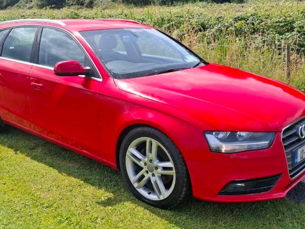 Audi A4 Estate, Diesel, 2012, Red