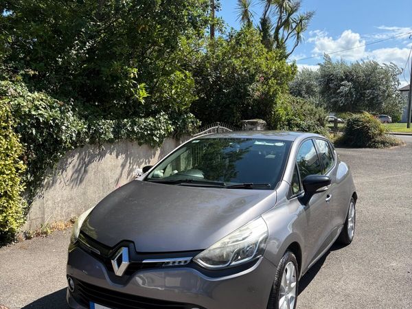 Renault Clio Hatchback, Petrol, 2015, Grey