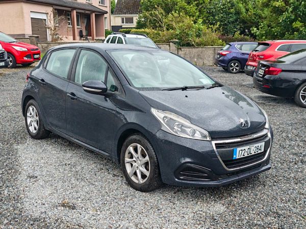 Peugeot 208 Hatchback, Petrol, 2017, Grey