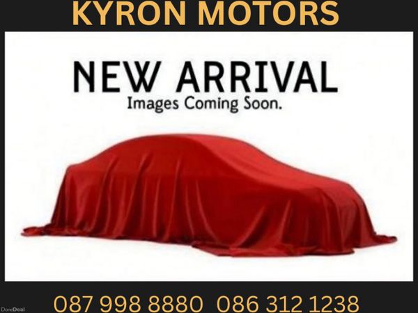 Volkswagen Polo Hatchback, Petrol, 2013, Silver
