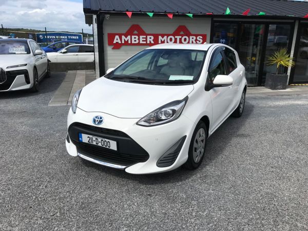 Toyota Aqua Hatchback, Petrol Hybrid, 2021, Silver