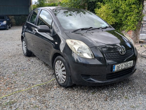 Toyota Yaris Hatchback, Petrol, 2006, Black