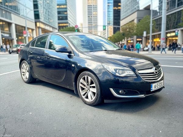 Opel Insignia Hatchback, Diesel, 2014, Black