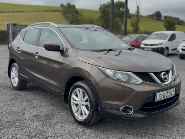 Nissan Qashqai Hatchback, Diesel, 2016, Brown