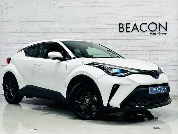 Toyota C-HR SUV, Petrol Hybrid, 2021, White