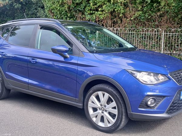 SEAT Arona SUV, Diesel, 2019, Blue