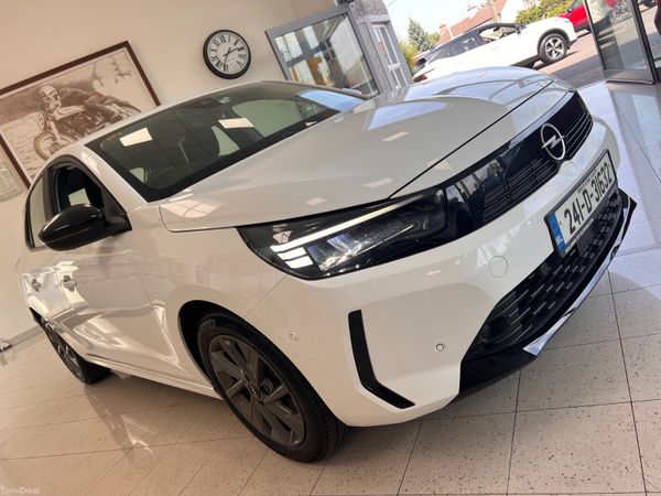 Opel Corsa Hatchback, Petrol, 2024, White