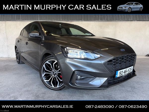 Ford Focus Hatchback, Diesel, 2019, Grey