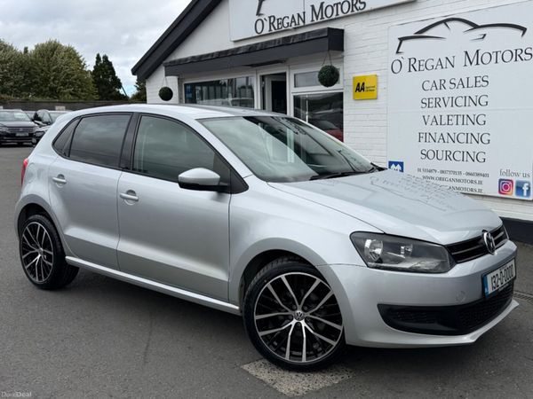 Volkswagen Polo Hatchback, Petrol, 2013, Silver