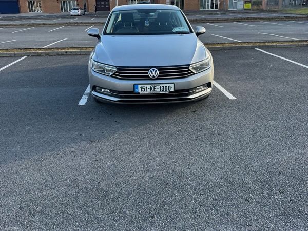 Volkswagen Passat Saloon, Diesel, 2015, Silver