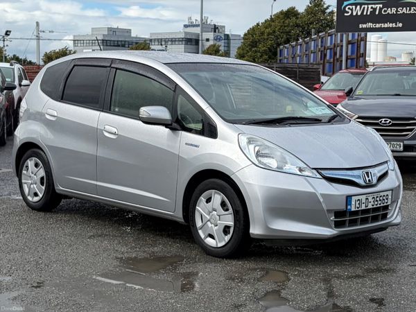 Honda Fit Hatchback, Petrol Hybrid, 2013, Silver