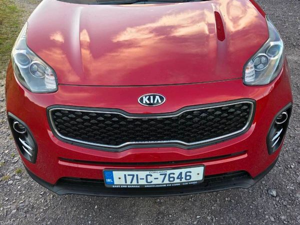 Kia Sportage SUV, Diesel, 2017, Red