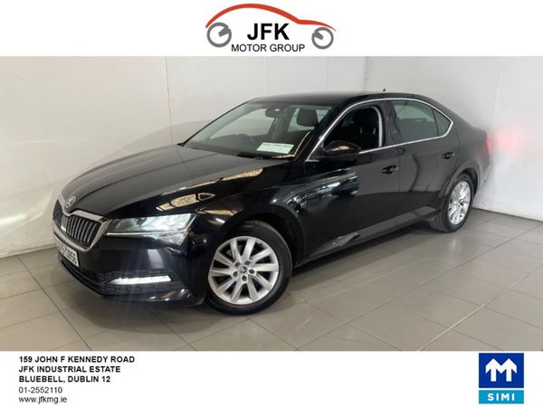 Skoda Superb Hatchback, Diesel, 2022, Black