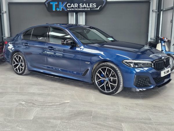 BMW 5-Series Saloon, Petrol Hybrid, 2022, Blue