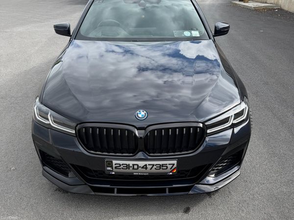 BMW 5-Series Saloon, Petrol Plug-in Hybrid, 2023, Black