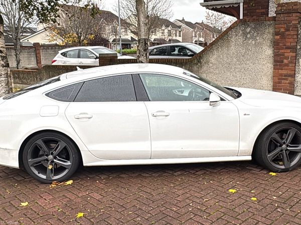 Ford Focus Hatchback, Petrol, 2015, Black