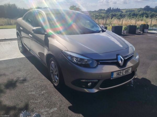 Renault Fluence Saloon, Diesel, 2014, Gold