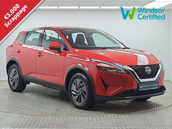 Nissan Qashqai MPV, Petrol, 2025, Red