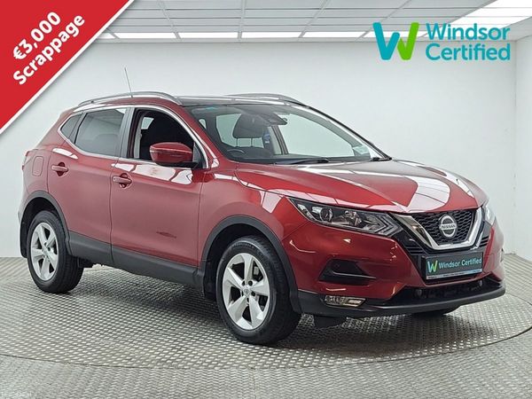 Nissan Qashqai MPV, Petrol, 2020, Red