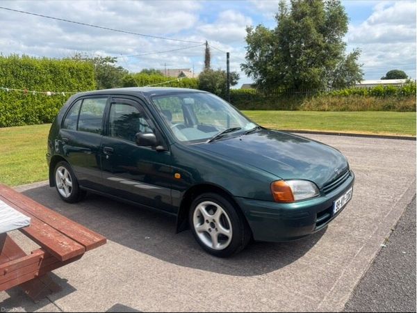 Toyota Starlet Hatchback, Petrol, 1999, Green