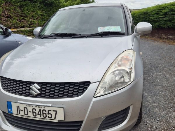 Suzuki Swift Hatchback, Petrol, 2011, Silver