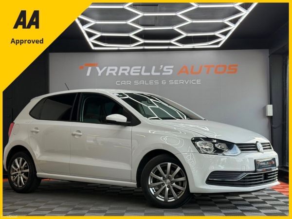 Volkswagen Polo Hatchback, Petrol, 2015, White
