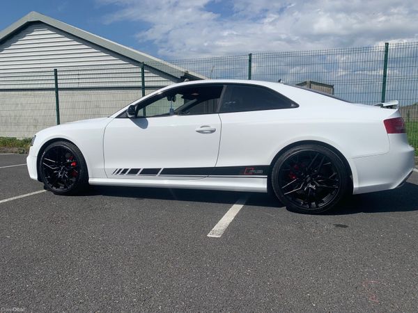 Audi RS5 Coupe, Petrol, 2012, White
