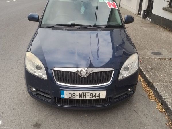 Skoda Fabia Hatchback, Petrol, 2008, Blue