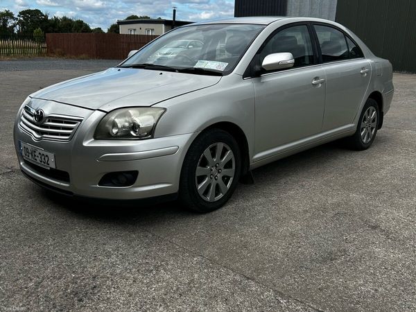 Toyota Avensis Saloon, Diesel, 2009, Silver