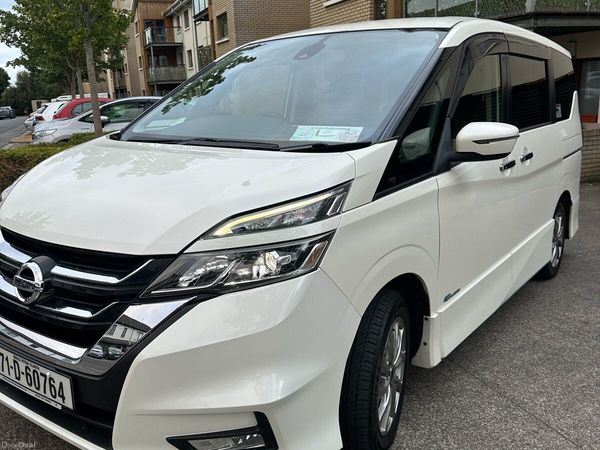 Nissan Serena MPV, Petrol Hybrid, 2017, White