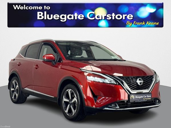 Nissan Qashqai MPV, Petrol Hybrid, 2023, Red