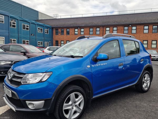 Dacia Sandero Stepway Hatchback, Petrol, 2016, Blue