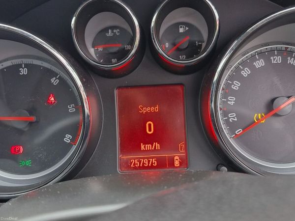 Opel Insignia Hatchback, Diesel, 2011, Blue