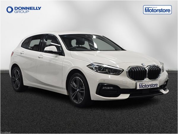 BMW 1-Series Hatchback, Diesel, 2023, White