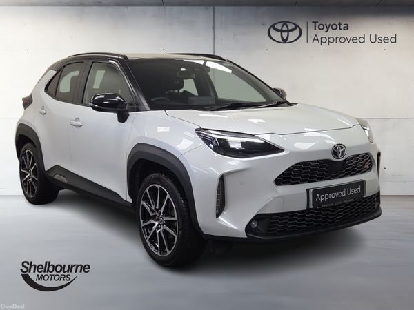 Toyota Yaris Cross Estate, Petrol Hybrid, 2024, White