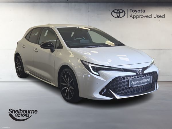 Toyota Corolla Hatchback, Petrol Hybrid, 2023, White