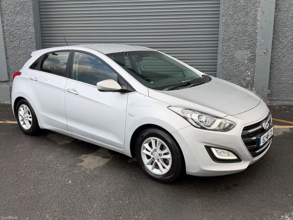 Hyundai i30 Hatchback, Diesel, 2015, Silver